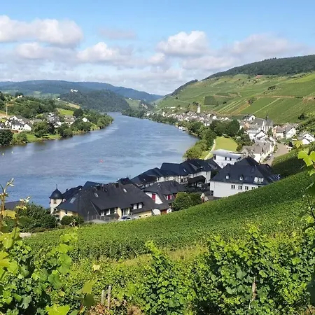 Ferienhaus Luxury Burglay Merl